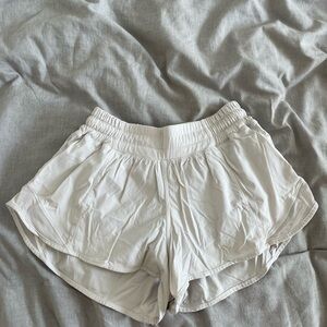 lululemon hotty hot shorts